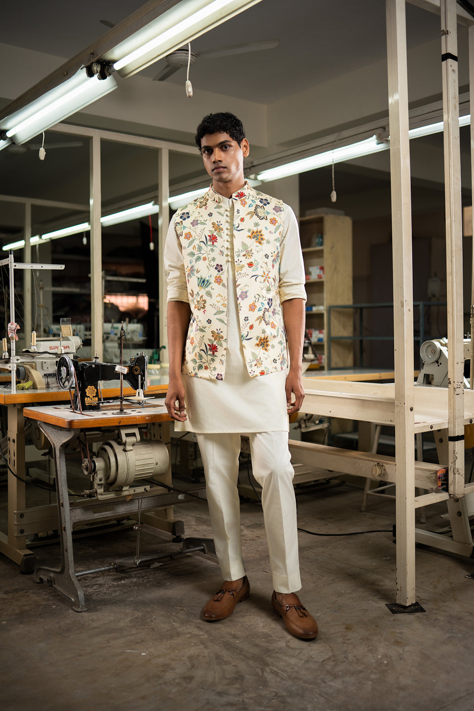 KAARI OPEN BANDI WITH MATCHING KURTA PAJAMA SET