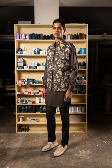 CHARCOAL KAARI OPEN BANDI WITH MATCHING KURTA PAJAMA SET