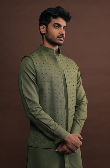 Croc Embroidered Bandi