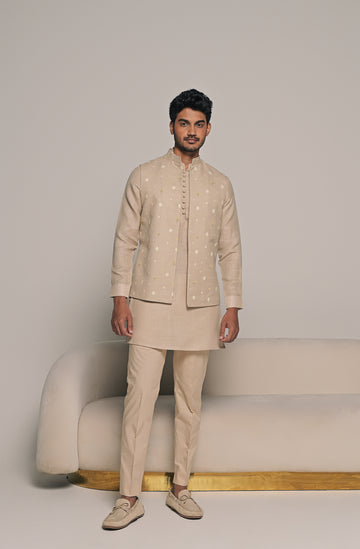 RUH OPEN BANDI WITH MATCHING KURTA PAJAMA SET