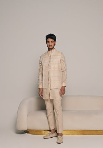 Glow Bandi with matching kurta pajama set