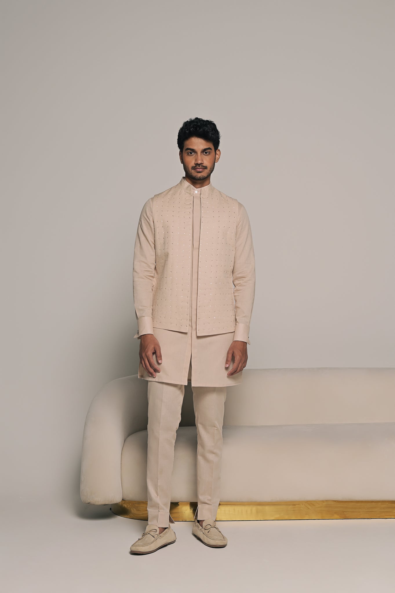 Dune Embroidered Bandi with matching kurta pajama