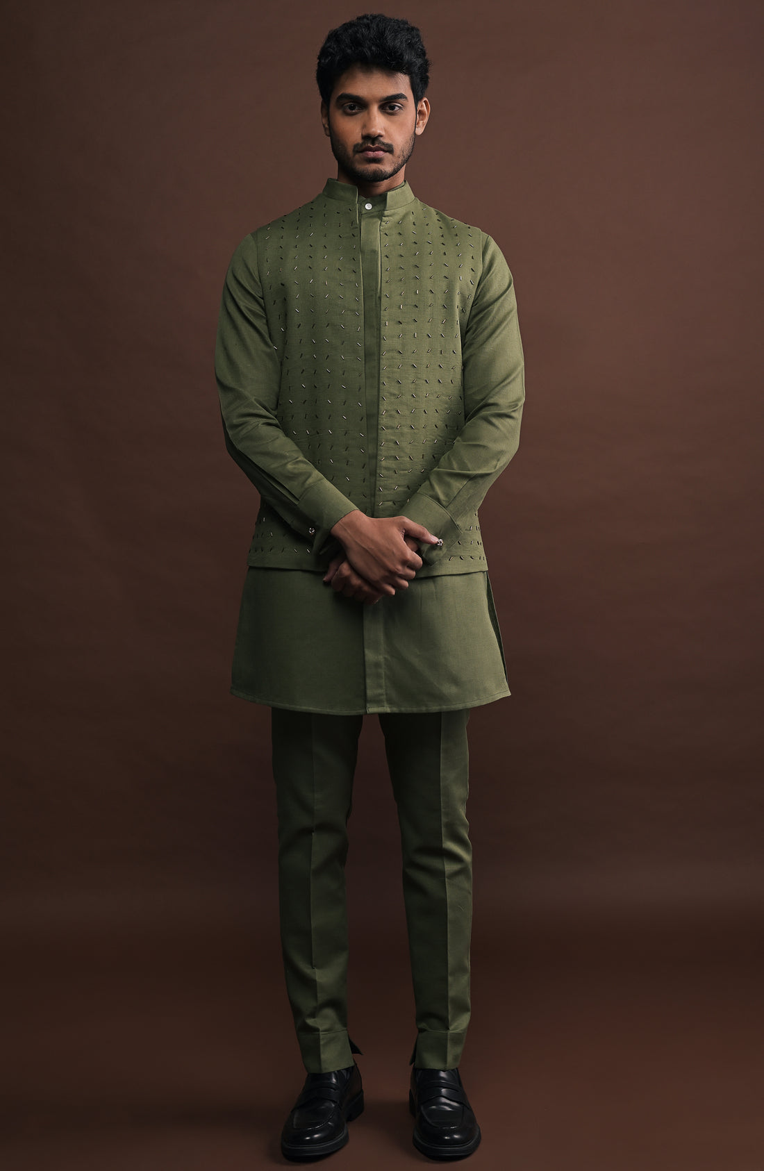 Croc Embroidered Bandi with matching kurta pajama set