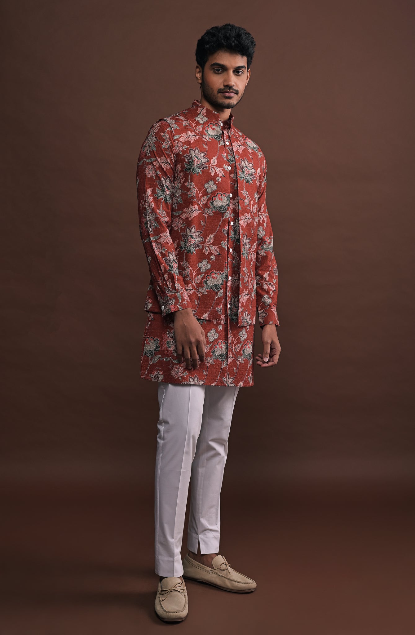 Garnet Open Bandi with matching kurta and white pajama set
