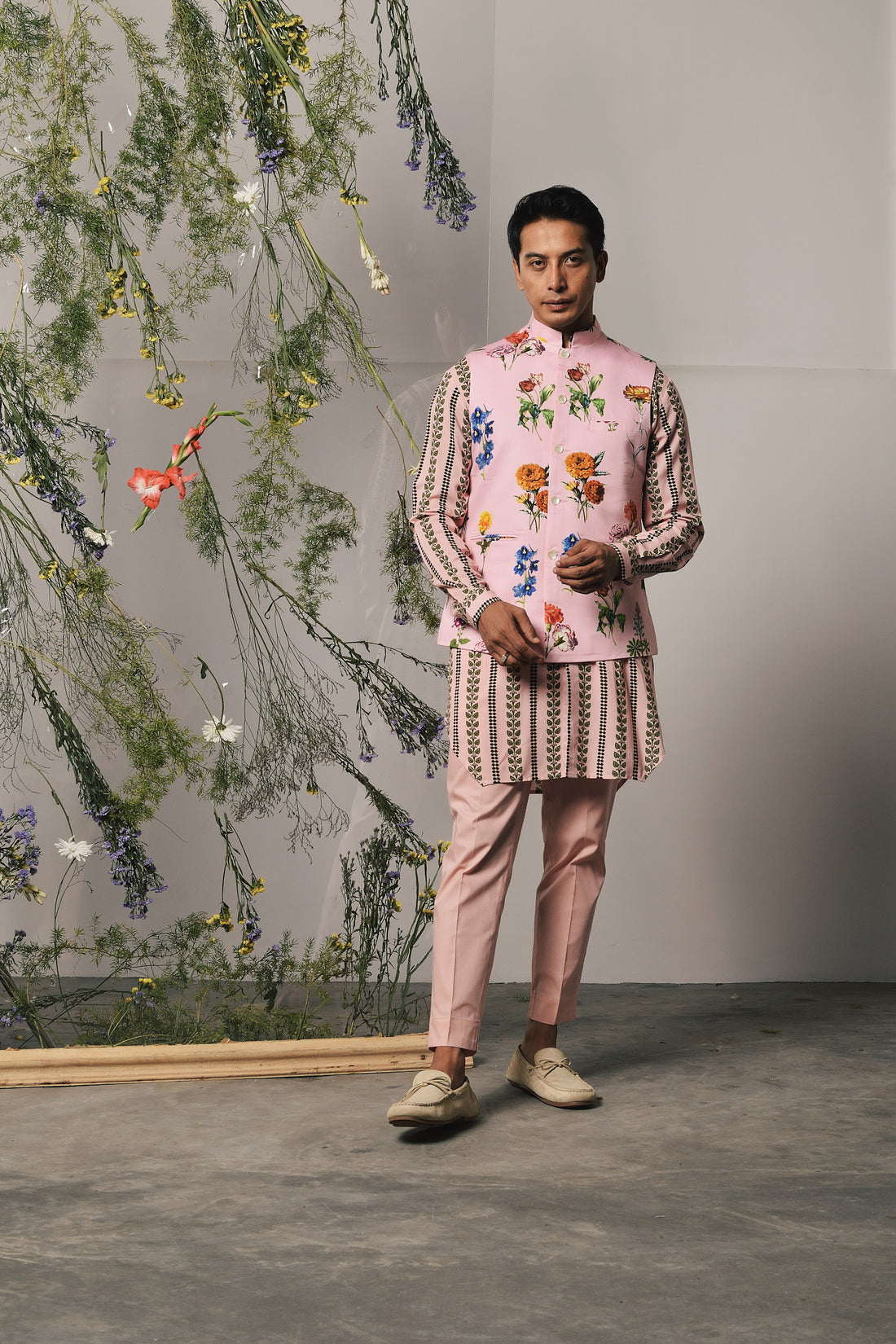 ROSE RIGA KURTA PAJAMA WITH ROSE FIORE BANDI