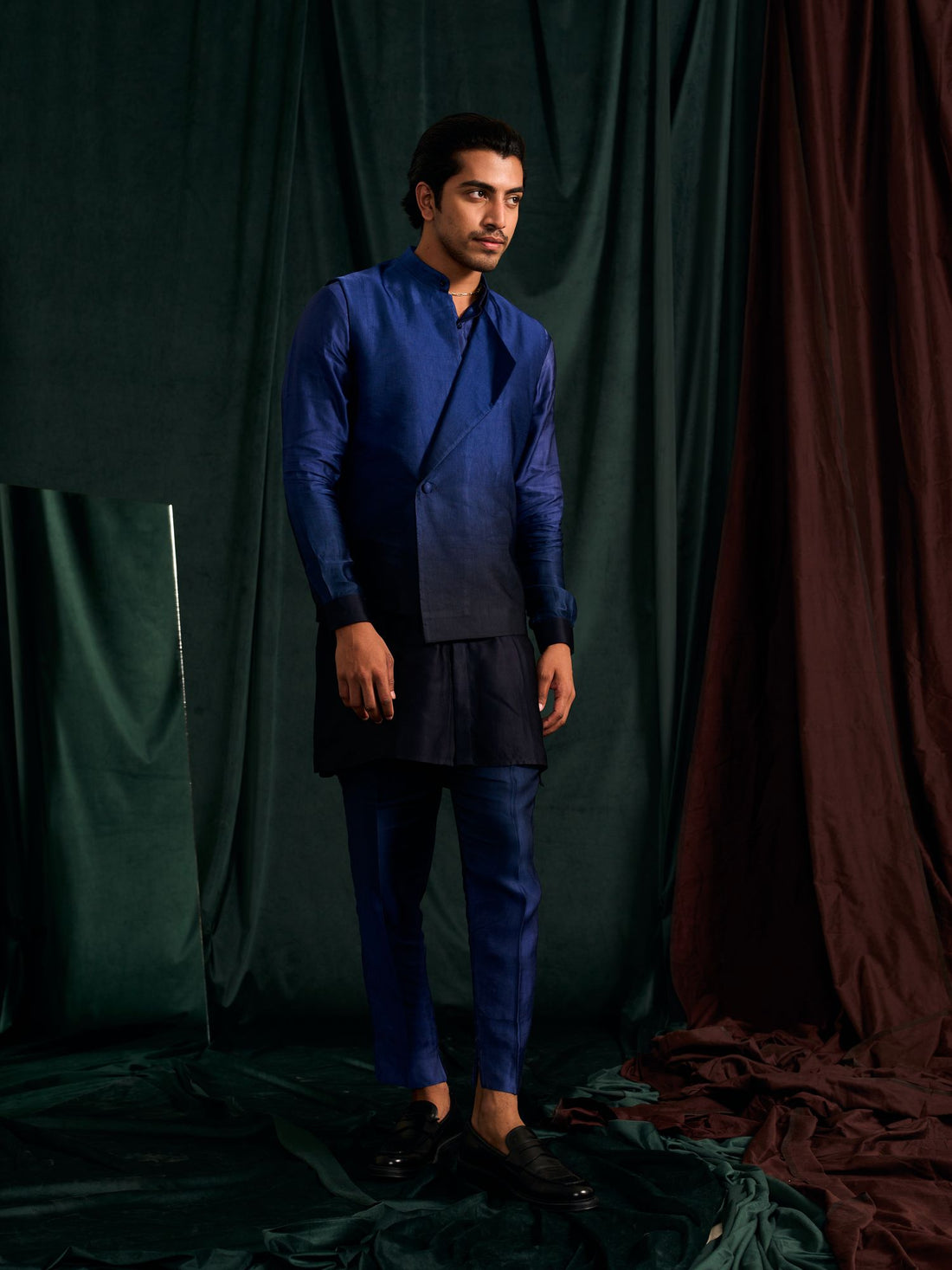 AZURE OMBRE KURTA PAJAMA & AZURE OMBRE ASYMMETRIC BANDI